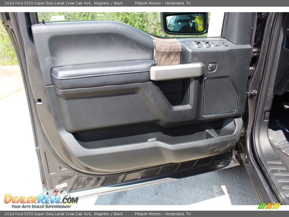 2019 Ford F250 Super Duty Lariat Crew Cab 4x4 Magnetic / Black Photo #6