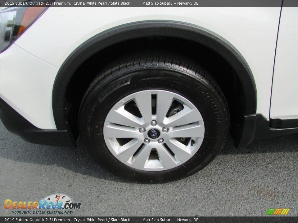 2019 Subaru Outback 2.5i Premium Crystal White Pearl / Slate Black Photo #24