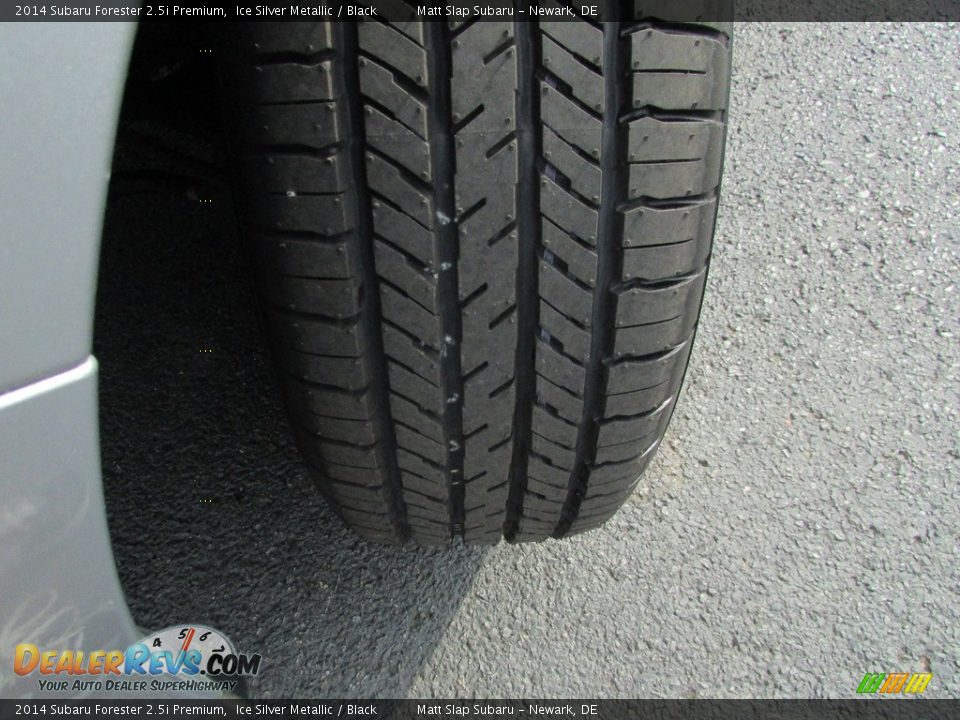 2014 Subaru Forester 2.5i Premium Ice Silver Metallic / Black Photo #24