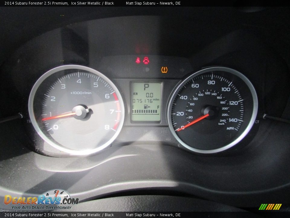 2014 Subaru Forester 2.5i Premium Ice Silver Metallic / Black Photo #28