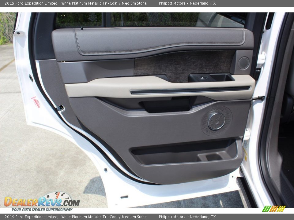 2019 Ford Expedition Limited White Platinum Metallic Tri-Coat / Medium Stone Photo #20
