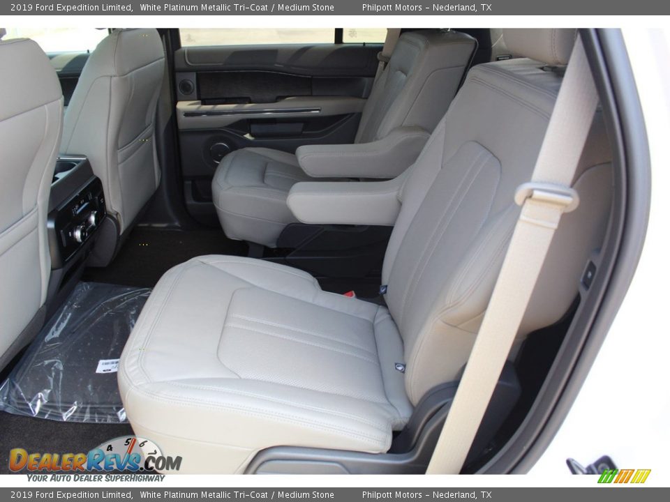 2019 Ford Expedition Limited White Platinum Metallic Tri-Coat / Medium Stone Photo #21