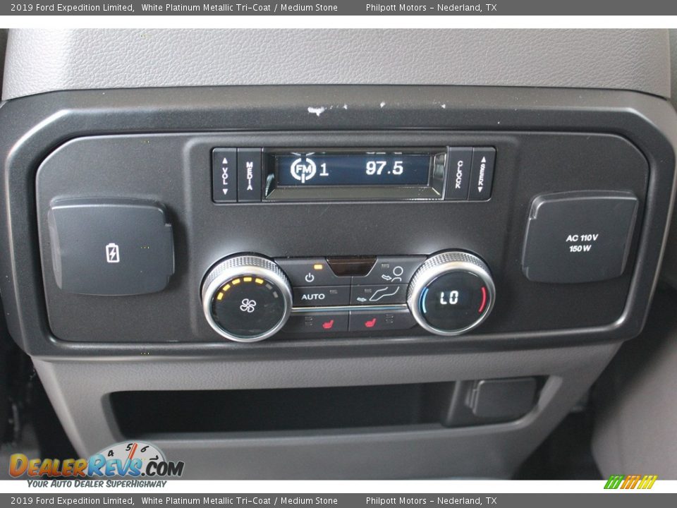 2019 Ford Expedition Limited White Platinum Metallic Tri-Coat / Medium Stone Photo #22