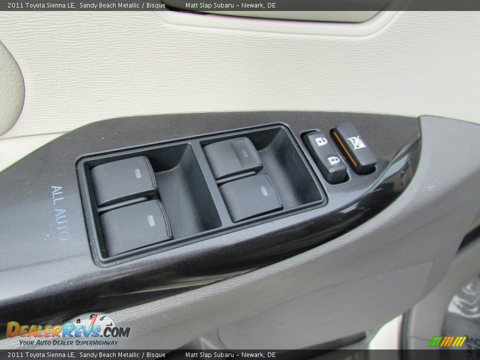 2011 Toyota Sienna LE Sandy Beach Metallic / Bisque Photo #15