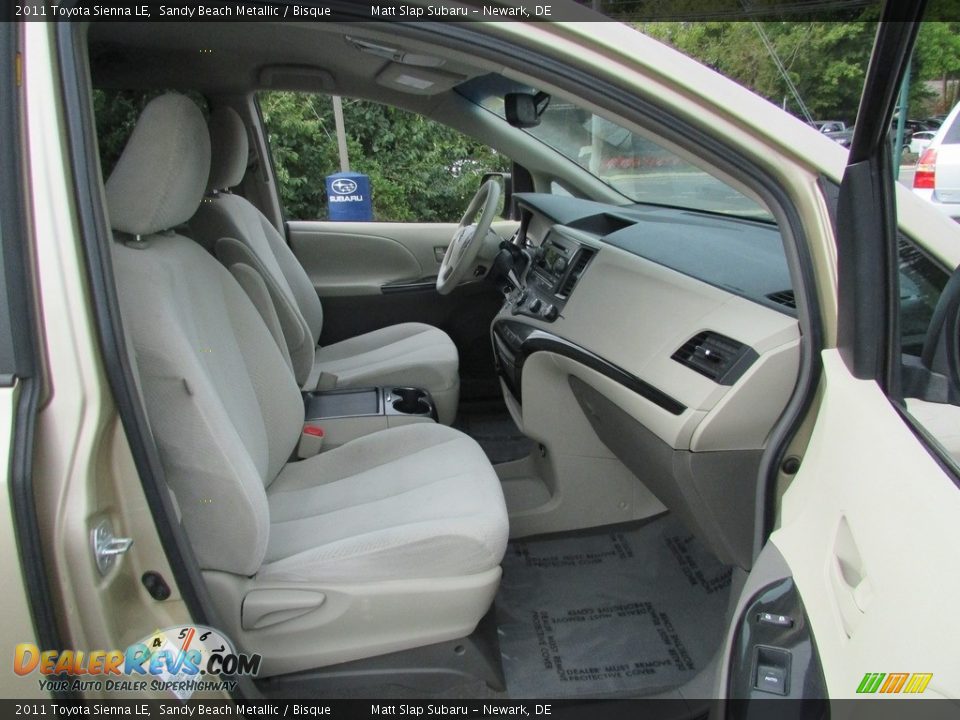 2011 Toyota Sienna LE Sandy Beach Metallic / Bisque Photo #18