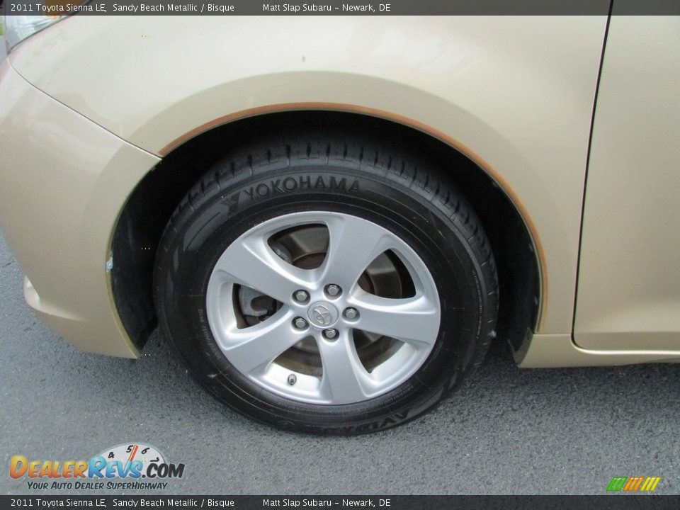 2011 Toyota Sienna LE Sandy Beach Metallic / Bisque Photo #22