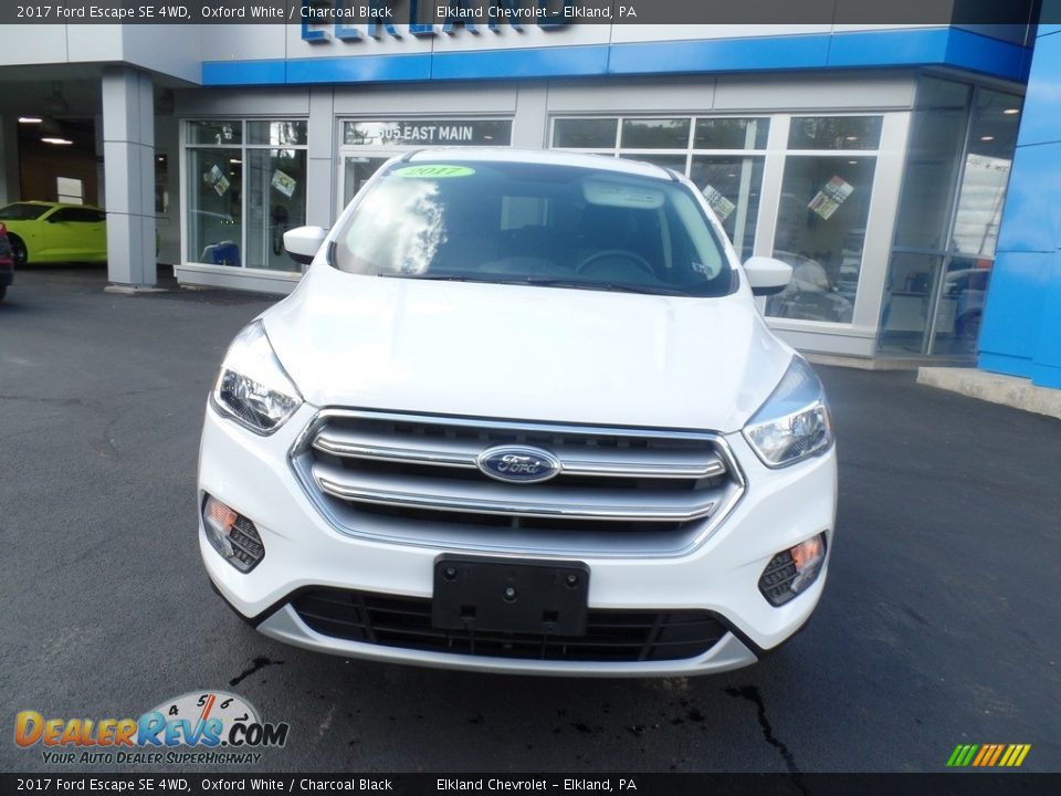 2017 Ford Escape SE 4WD Oxford White / Charcoal Black Photo #3