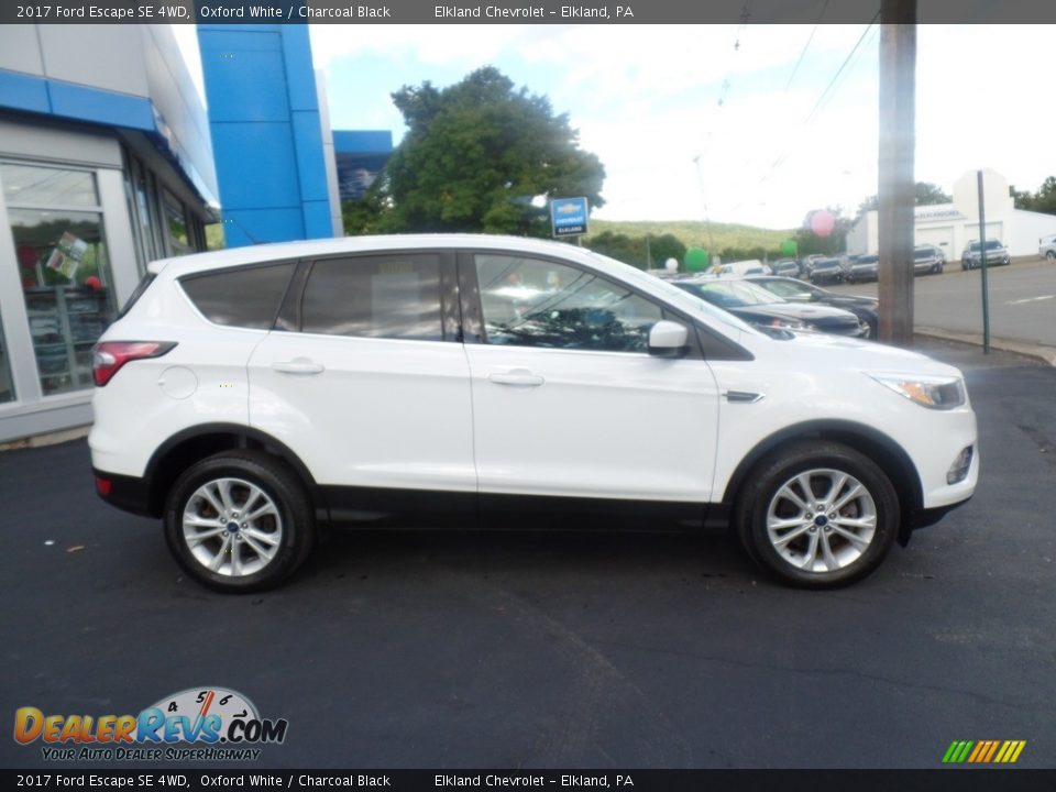 2017 Ford Escape SE 4WD Oxford White / Charcoal Black Photo #6