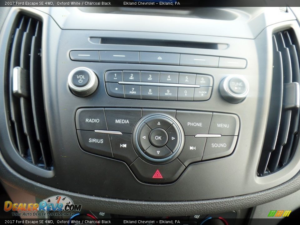 2017 Ford Escape SE 4WD Oxford White / Charcoal Black Photo #27
