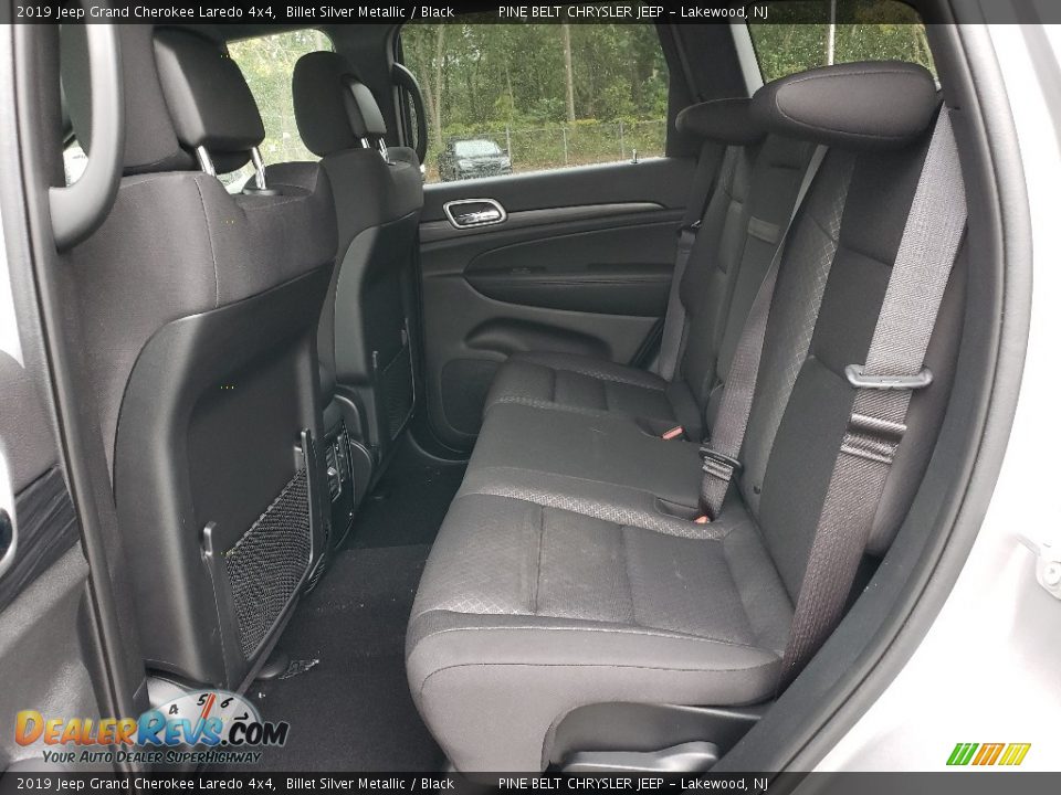 2019 Jeep Grand Cherokee Laredo 4x4 Billet Silver Metallic / Black Photo #6