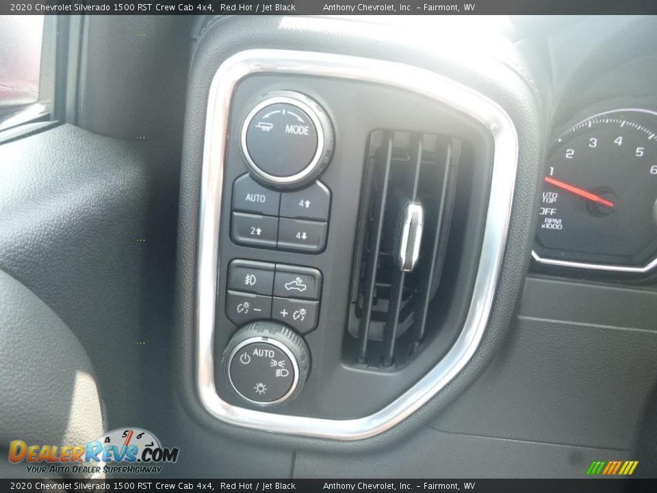 Controls of 2020 Chevrolet Silverado 1500 RST Crew Cab 4x4 Photo #20