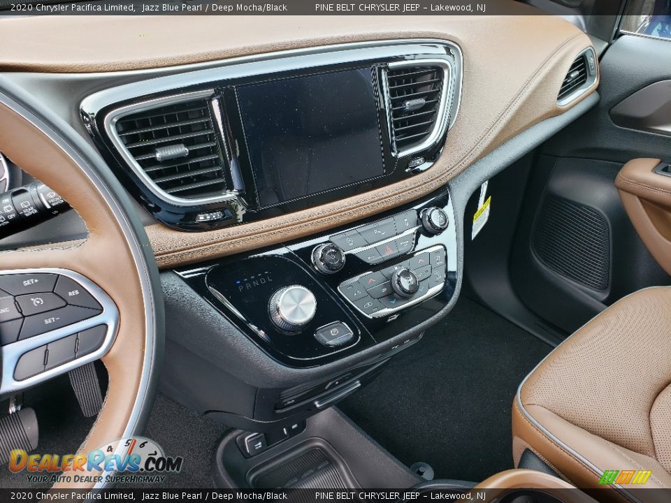 Dashboard of 2020 Chrysler Pacifica Limited Photo #10