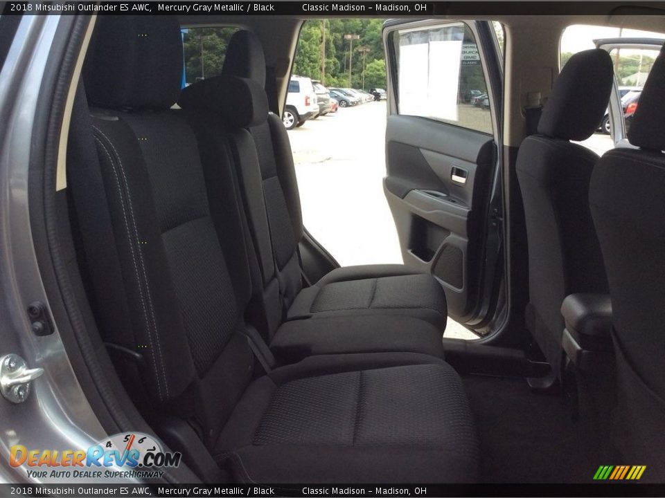 2018 Mitsubishi Outlander ES AWC Mercury Gray Metallic / Black Photo #23