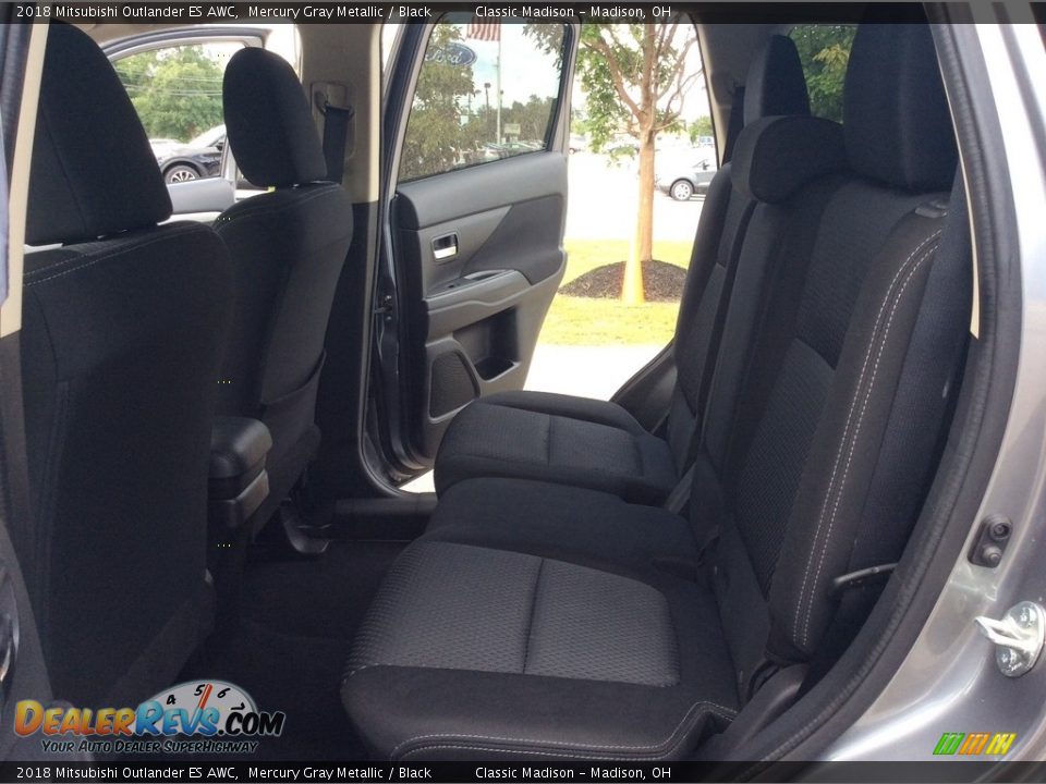 2018 Mitsubishi Outlander ES AWC Mercury Gray Metallic / Black Photo #25
