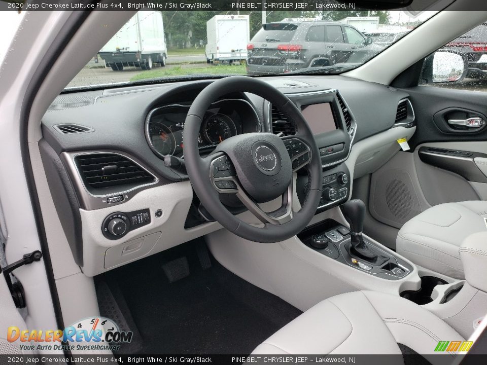 2020 Jeep Cherokee Latitude Plus 4x4 Bright White / Ski Gray/Black Photo #7