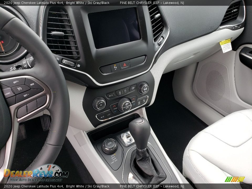 2020 Jeep Cherokee Latitude Plus 4x4 Bright White / Ski Gray/Black Photo #10