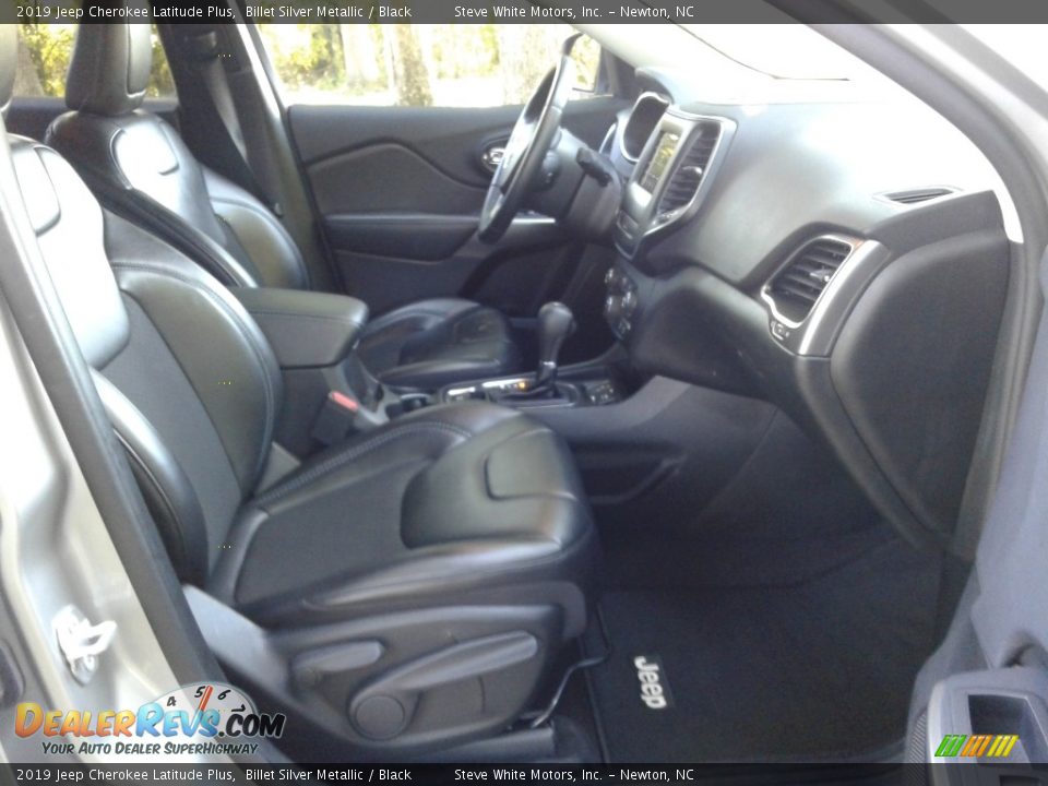 2019 Jeep Cherokee Latitude Plus Billet Silver Metallic / Black Photo #14