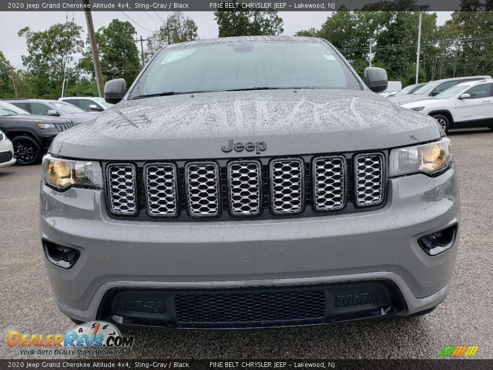 2020 Jeep Grand Cherokee Altitude 4x4 Sting-Gray / Black Photo #2