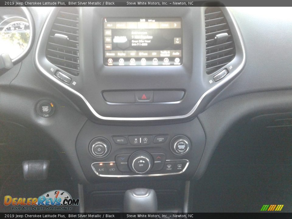 2019 Jeep Cherokee Latitude Plus Billet Silver Metallic / Black Photo #19