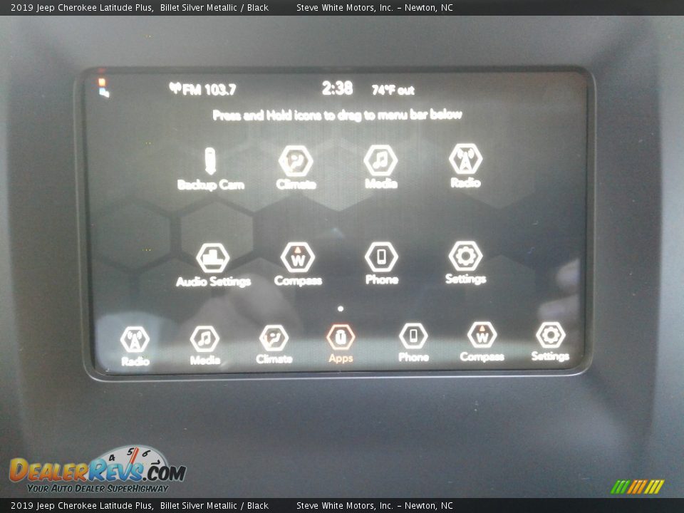 2019 Jeep Cherokee Latitude Plus Billet Silver Metallic / Black Photo #23
