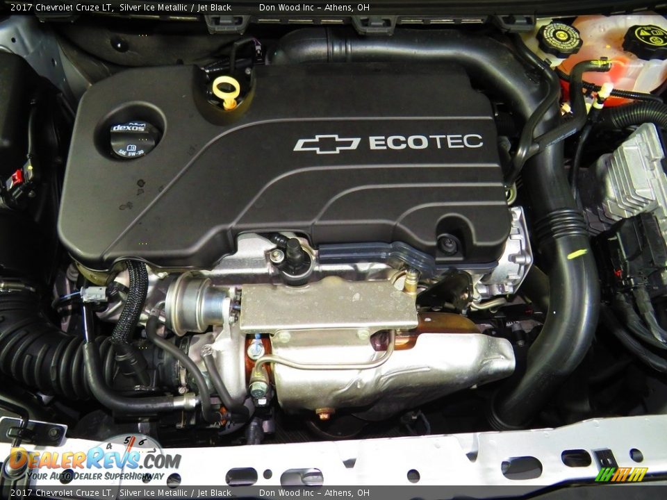 2017 Chevrolet Cruze LT Silver Ice Metallic / Jet Black Photo #6