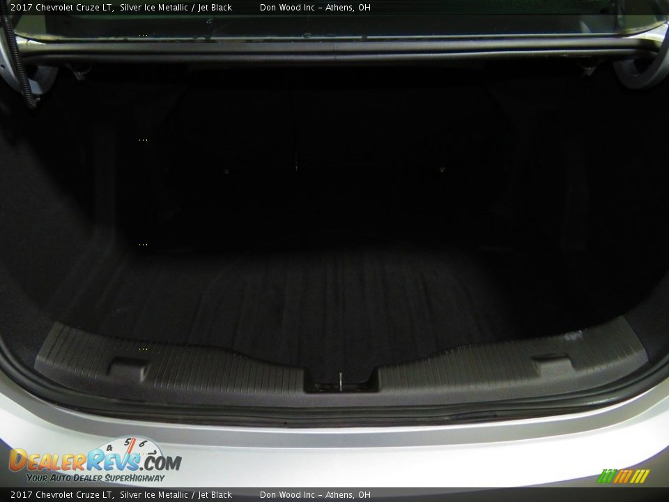 2017 Chevrolet Cruze LT Silver Ice Metallic / Jet Black Photo #13