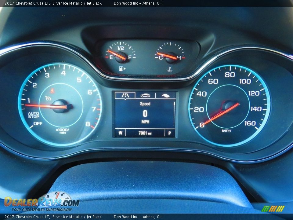 2017 Chevrolet Cruze LT Silver Ice Metallic / Jet Black Photo #28