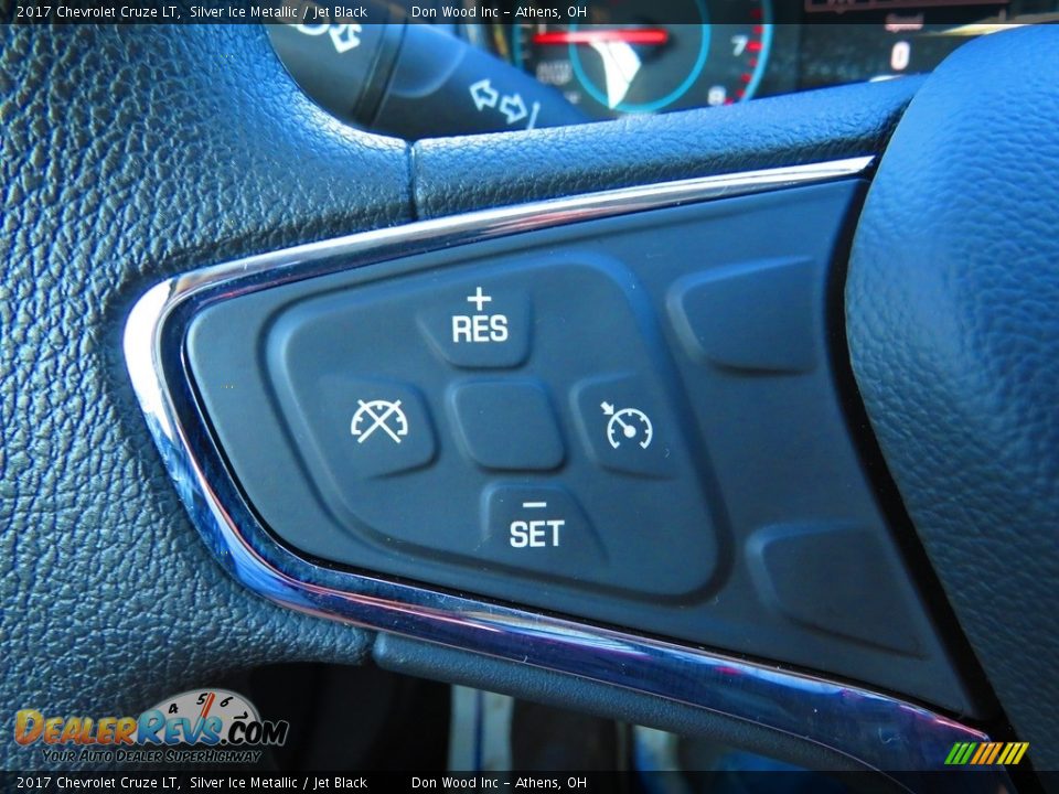 2017 Chevrolet Cruze LT Silver Ice Metallic / Jet Black Photo #32