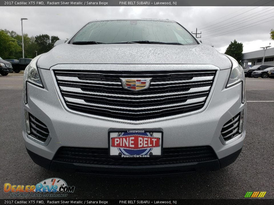 2017 Cadillac XT5 FWD Radiant Silver Metallic / Sahara Beige Photo #2