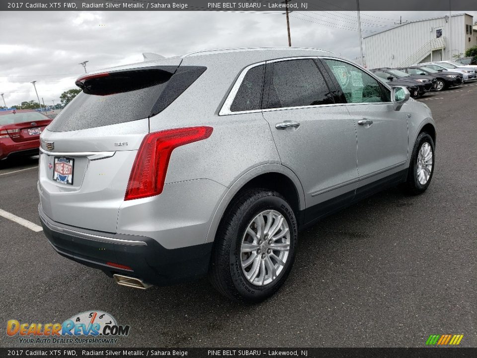 2017 Cadillac XT5 FWD Radiant Silver Metallic / Sahara Beige Photo #7