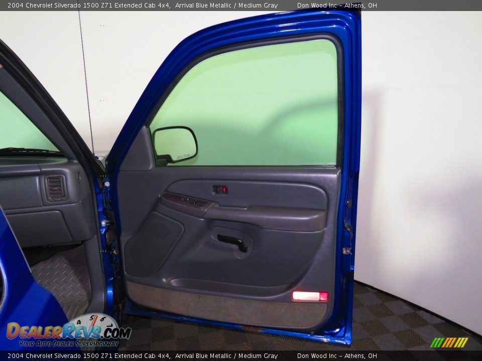2004 Chevrolet Silverado 1500 Z71 Extended Cab 4x4 Arrival Blue Metallic / Medium Gray Photo #20