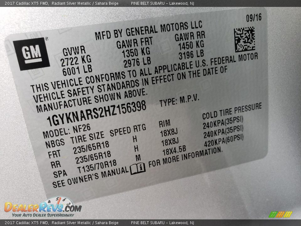 2017 Cadillac XT5 FWD Radiant Silver Metallic / Sahara Beige Photo #28