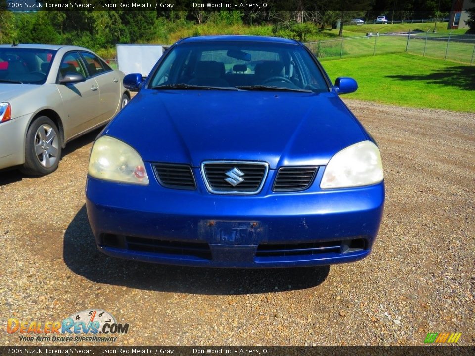 2005 Suzuki Forenza S Sedan Fusion Red Metallic / Gray Photo #4