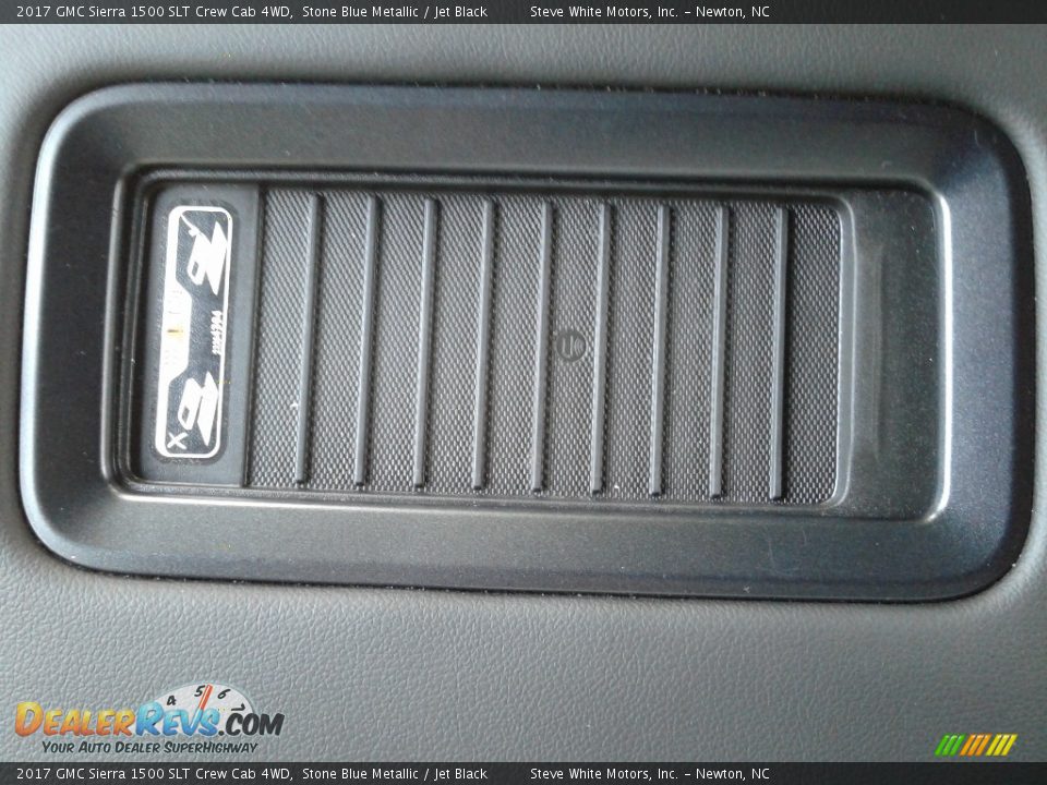 2017 GMC Sierra 1500 SLT Crew Cab 4WD Stone Blue Metallic / Jet Black Photo #29