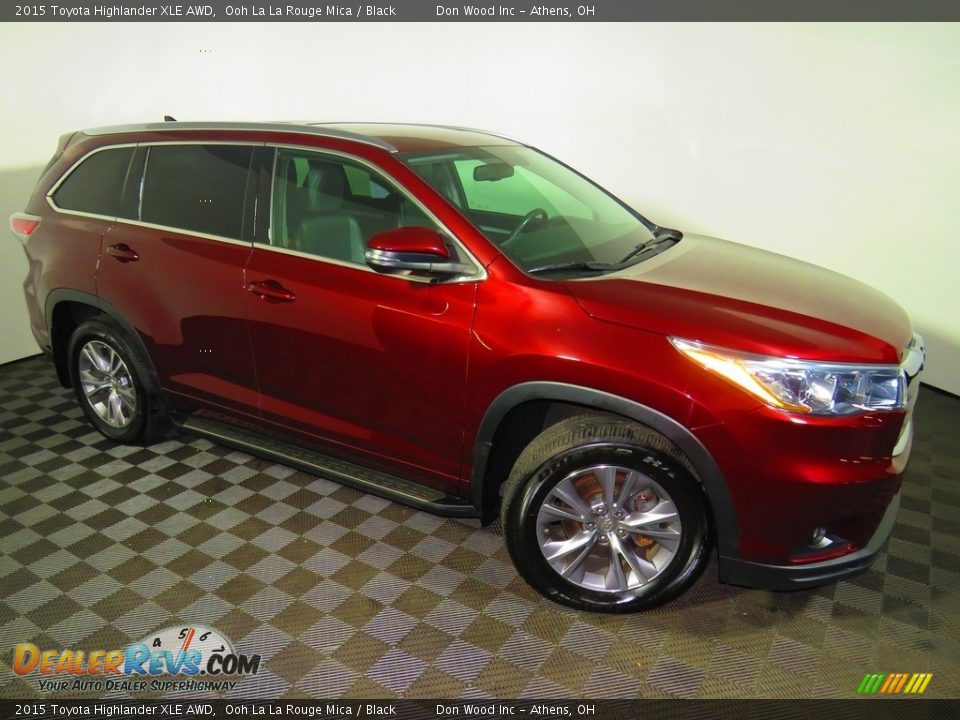 2015 Toyota Highlander XLE AWD Ooh La La Rouge Mica / Black Photo #3