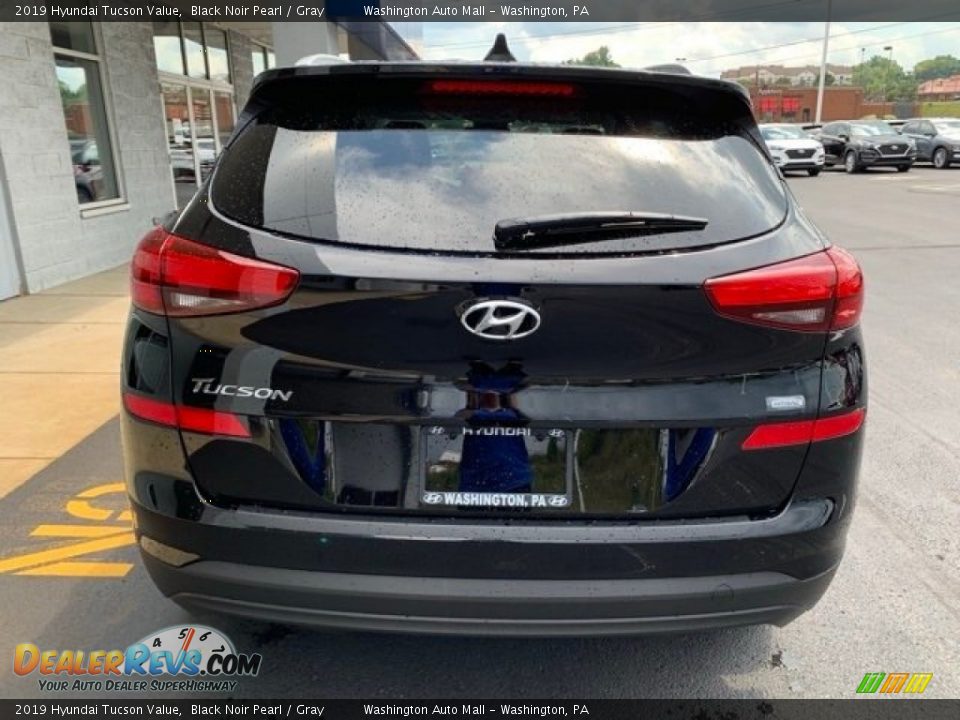 2019 Hyundai Tucson Value Black Noir Pearl / Gray Photo #5