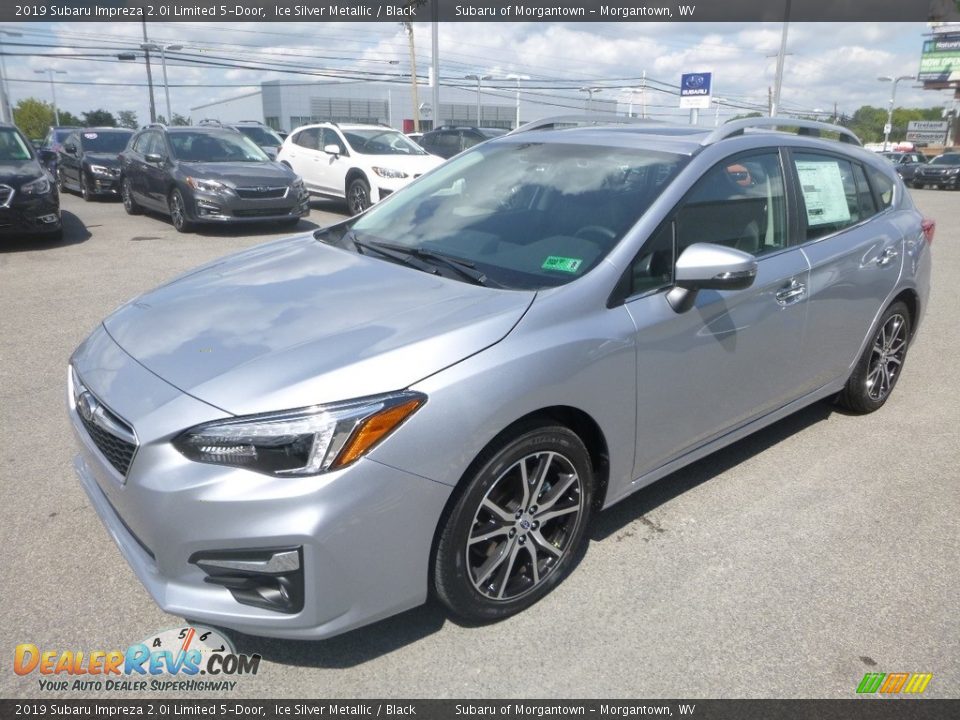 Front 3/4 View of 2019 Subaru Impreza 2.0i Limited 5-Door Photo #8