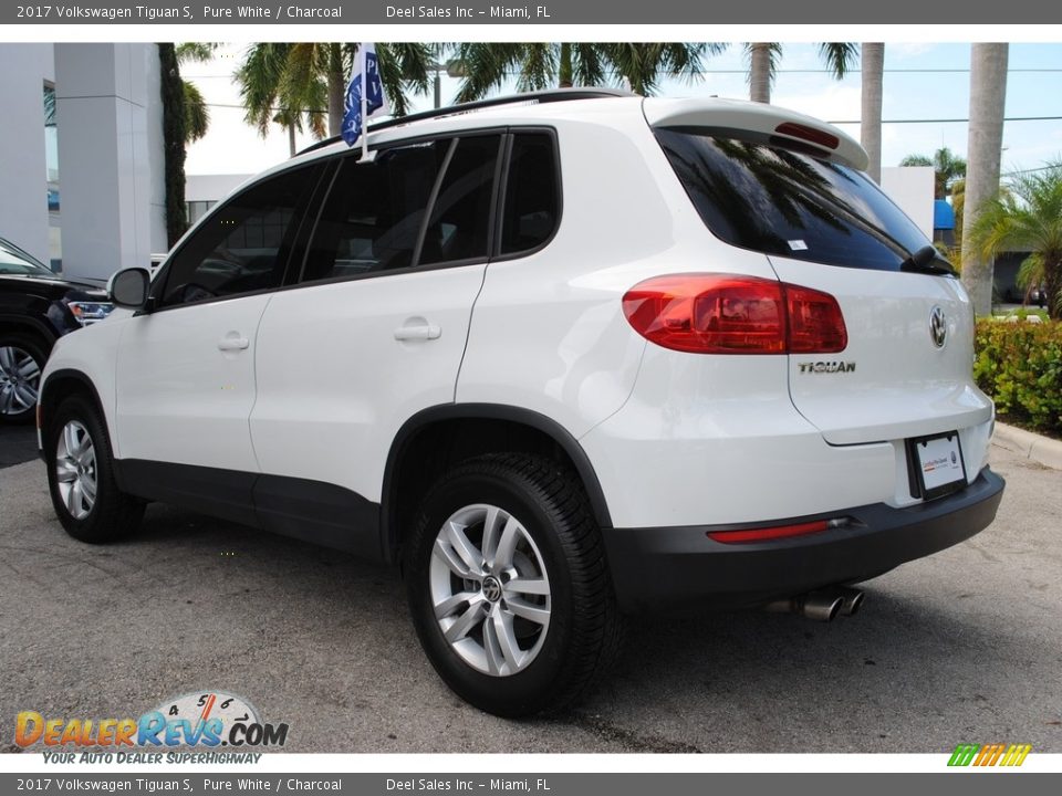 2017 Volkswagen Tiguan S Pure White / Charcoal Photo #7