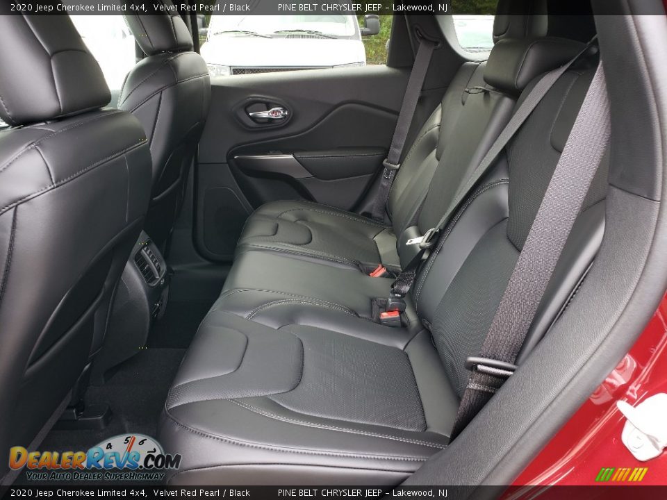 2020 Jeep Cherokee Limited 4x4 Velvet Red Pearl / Black Photo #6
