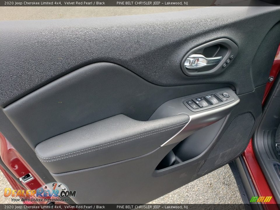2020 Jeep Cherokee Limited 4x4 Velvet Red Pearl / Black Photo #8