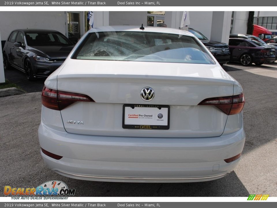 2019 Volkswagen Jetta SE White Silver Metallic / Titan Black Photo #8