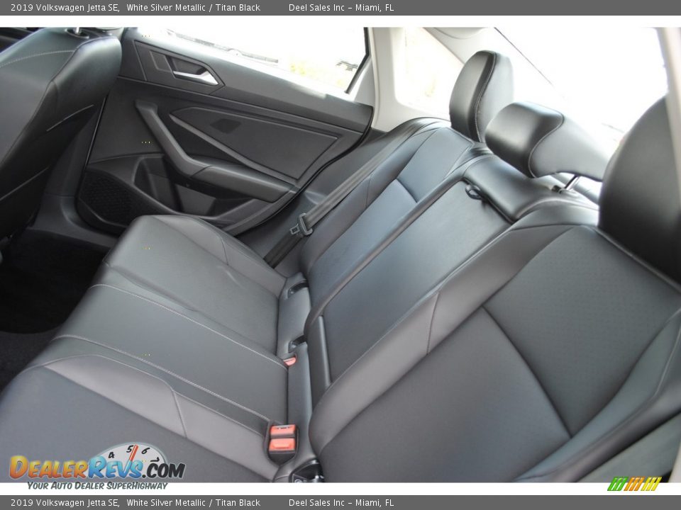2019 Volkswagen Jetta SE White Silver Metallic / Titan Black Photo #11