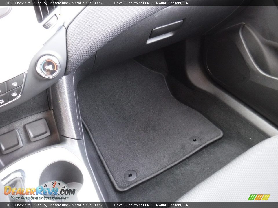 2017 Chevrolet Cruze LS Mosaic Black Metallic / Jet Black Photo #18