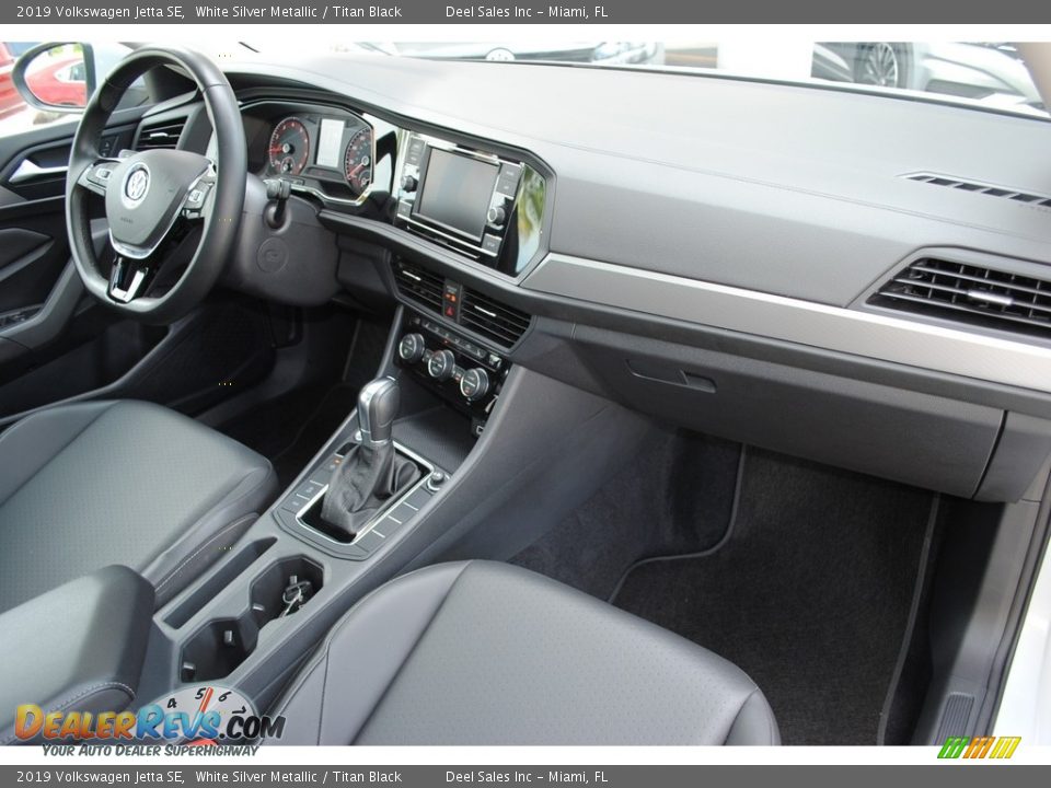 2019 Volkswagen Jetta SE White Silver Metallic / Titan Black Photo #16