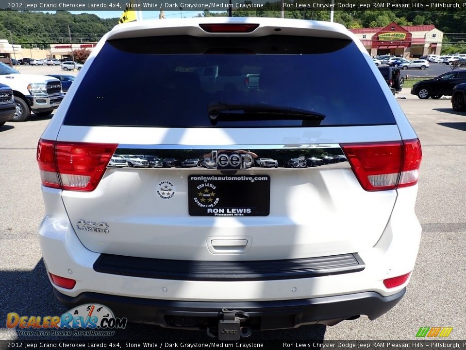 2012 Jeep Grand Cherokee Laredo 4x4 Stone White / Dark Graystone/Medium Graystone Photo #4