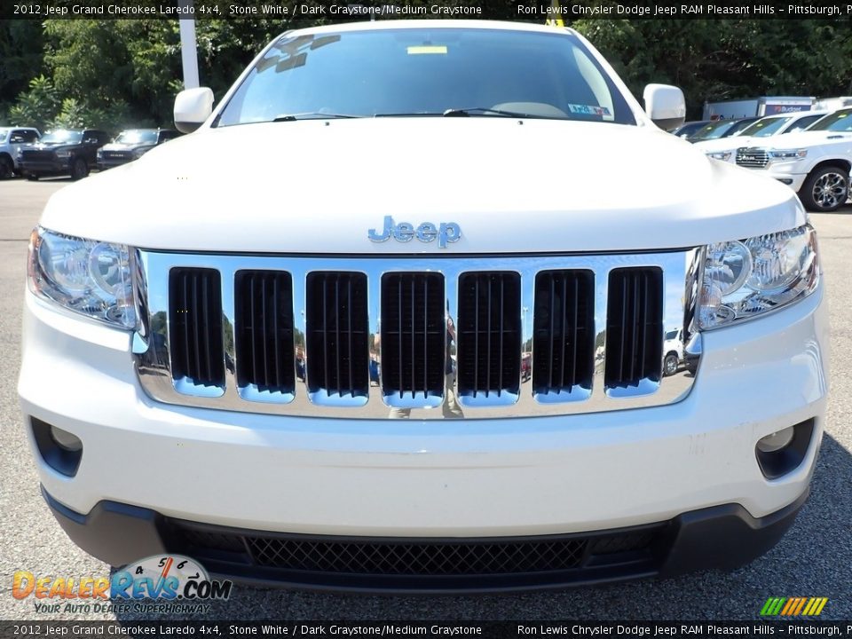 2012 Jeep Grand Cherokee Laredo 4x4 Stone White / Dark Graystone/Medium Graystone Photo #9