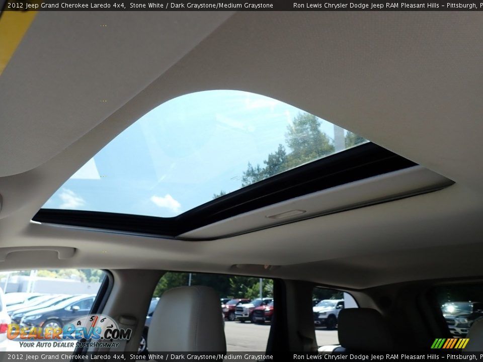 2012 Jeep Grand Cherokee Laredo 4x4 Stone White / Dark Graystone/Medium Graystone Photo #16