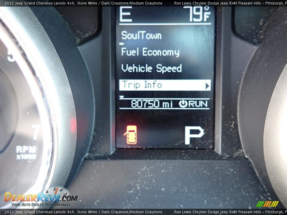2012 Jeep Grand Cherokee Laredo 4x4 Stone White / Dark Graystone/Medium Graystone Photo #20