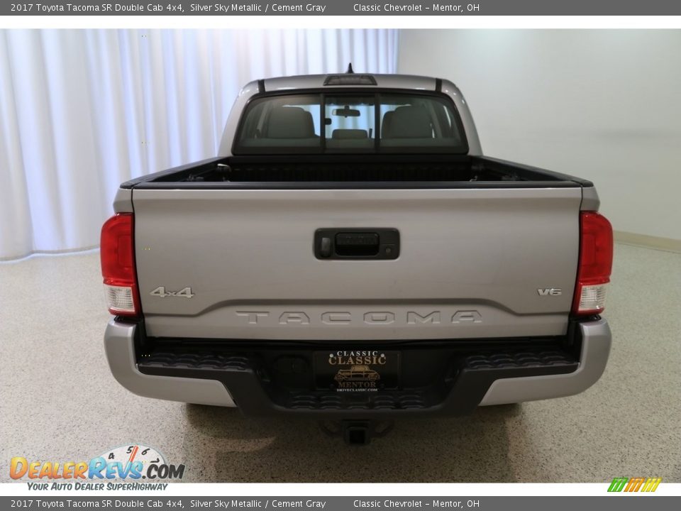 2017 Toyota Tacoma SR Double Cab 4x4 Silver Sky Metallic / Cement Gray Photo #17