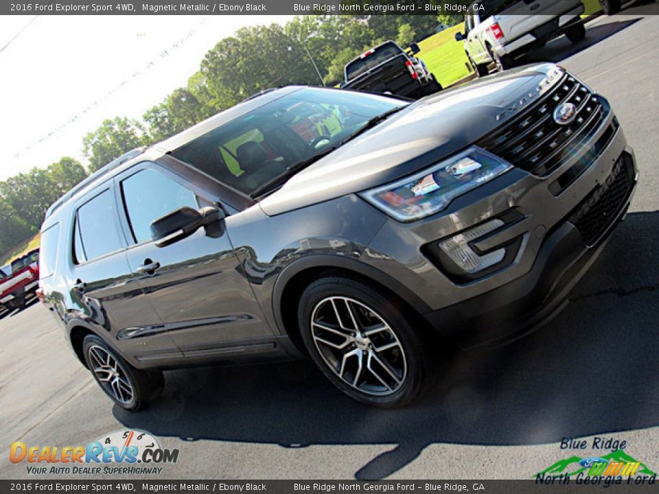 2016 Ford Explorer Sport 4WD Magnetic Metallic / Ebony Black Photo #35